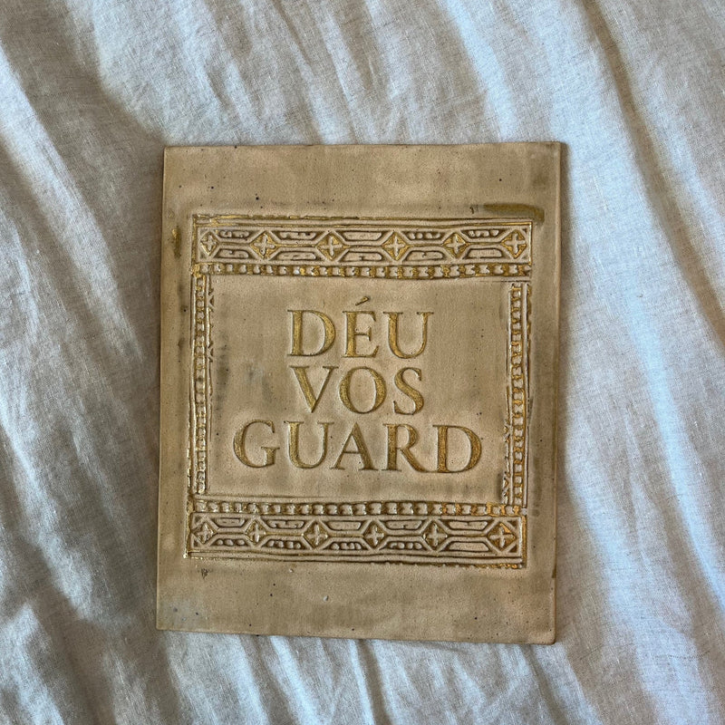 DETENTE DEU VOS GUARD / CAMEL + ORO