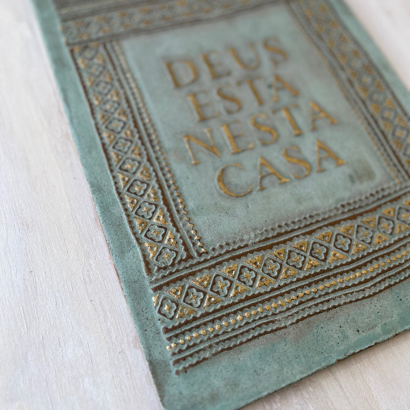 DETENTE DEUS ESTÁ NESTA CASA / CALIPSO + ORO