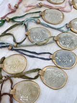 MILAGROS COTIDIANOS / Azul